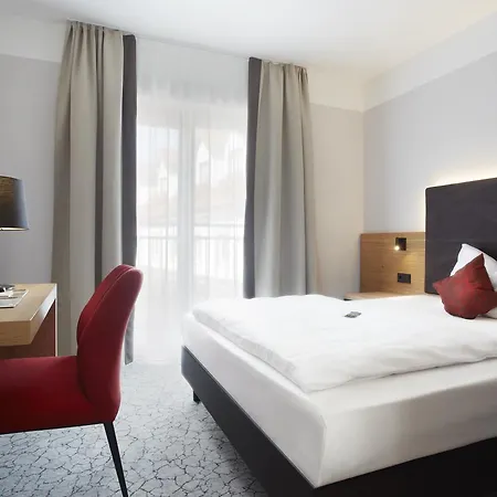 & Restaurant Wilder Mann 3* 알렌